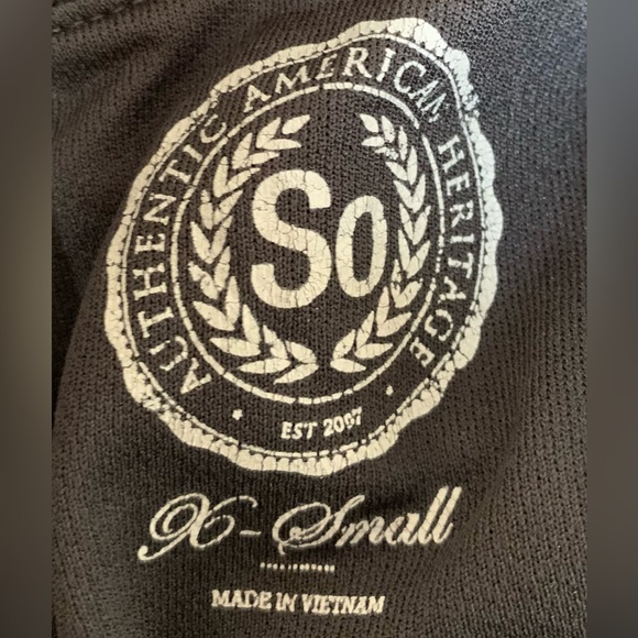 SO Gray and Black Shorts. Size: XS - Picture 4 of 5